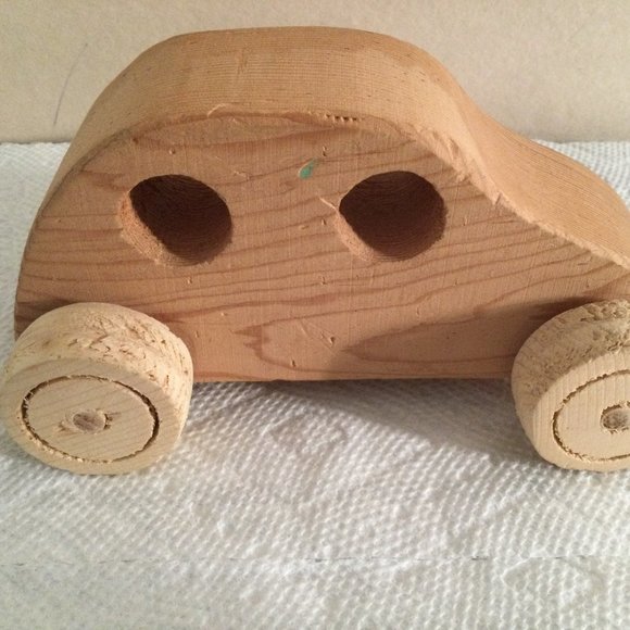 Wood car toy car handmade toy car 14cm long made in Canada like new - Picture 1 of 5